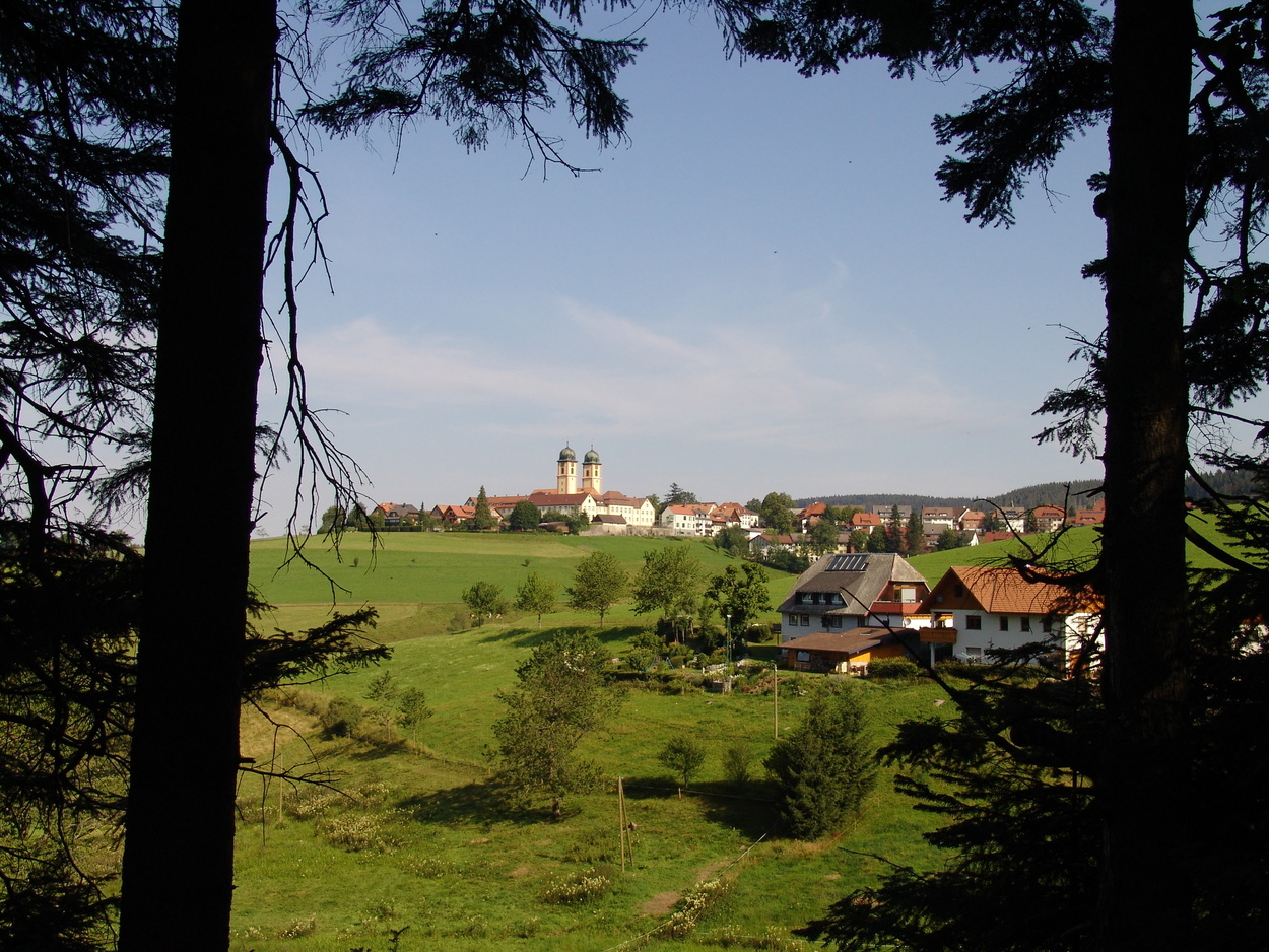 Von St. Märgen zum Kandel und mit dem Bus zurück oder umgekehrt Von St. Märgen zum Kandel und mit dem Bus zurück oder umgekehrt