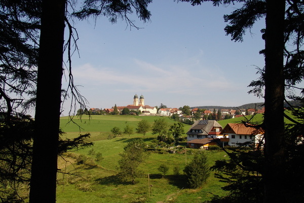 Von St. Märgen zum Kandel und mit dem Bus zurück oder umgekehrt Von St. Märgen zum Kandel und mit dem Bus zurück oder umgekehrt